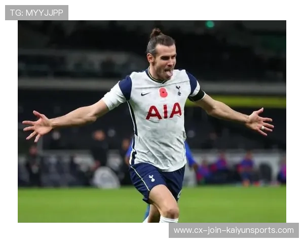 凯恩二次进攻中断球再配合,热刺锋线节奏流动自然——一场前场艺术的解码 凯恩二次进攻中断球再配合,热刺锋线节奏流动自然——一场前场艺术的解码