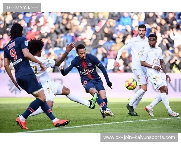 巴黎禁区内巧妙分球令对手难以预测 巴黎禁区内巧妙分球令对手难以预测