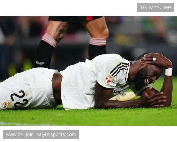 西甲皇马点球冷静命中，客场三分到手