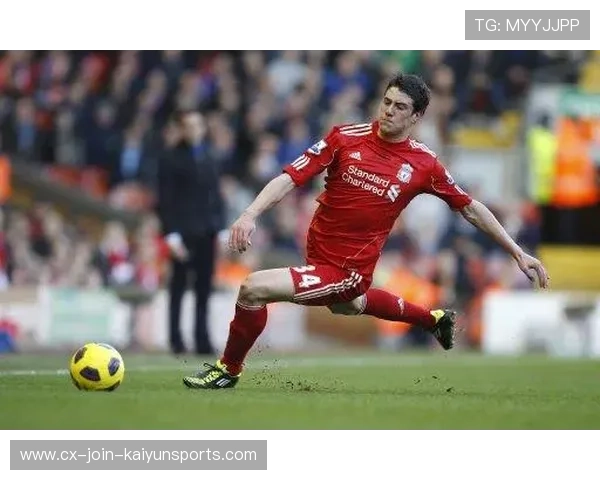 杰拉德助阵活动，经典滑铲再次成梗