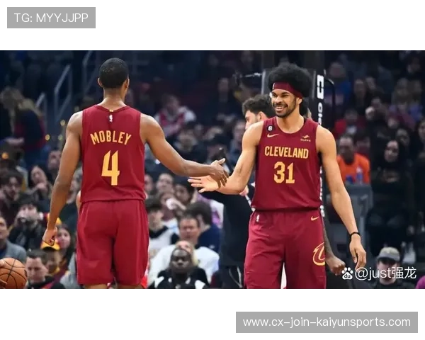 米切尔连续突袭完成两次上篮，骑士保持攻势